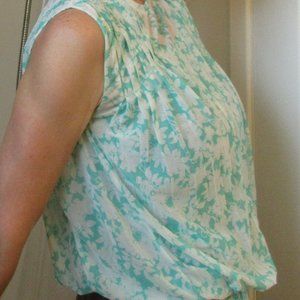 Ann Taylor LOFT Sleeveless Lined Light Blue Grey Flowered Silk Blouse, size XS